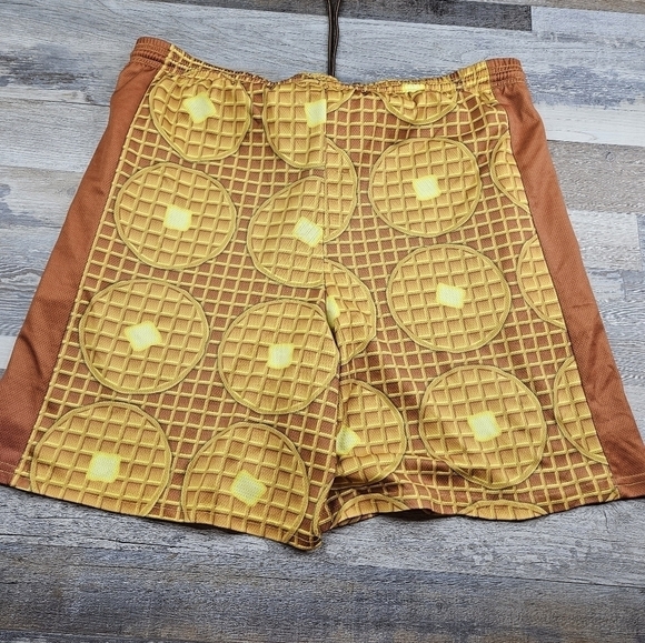 Mad LAX LaCrosse shorts Medium Balanced Breakfast Waffles print - Picture 4 of 5